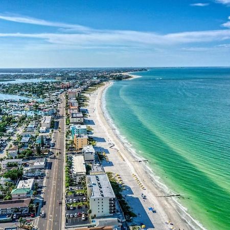 Sunset Beach Suites At Madeira Beach! Pet Friendly With Summer Breezes! - Suite 6 St. Pete Beach Extérieur photo